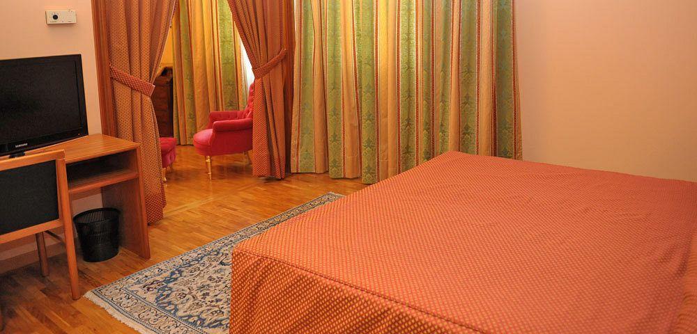 Hotel Svevo Gioia Del Colle Buitenkant foto