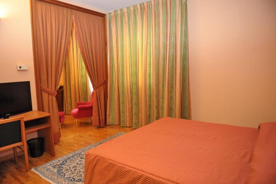 Hotel Svevo Gioia Del Colle Kamer foto