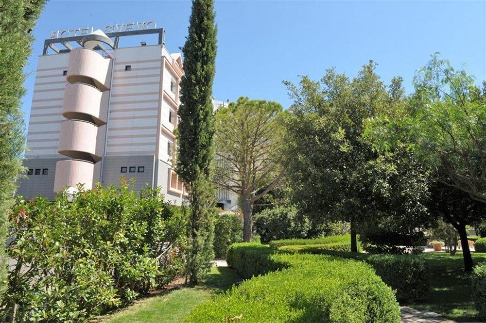 Hotel Svevo Gioia Del Colle Buitenkant foto